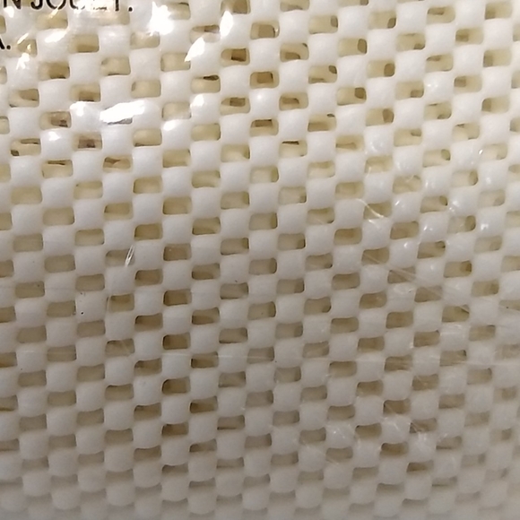 Mohawk Home Non-Slip Rug Pad Fit Rug Up To 2' x 3' - Picture 5 of 6